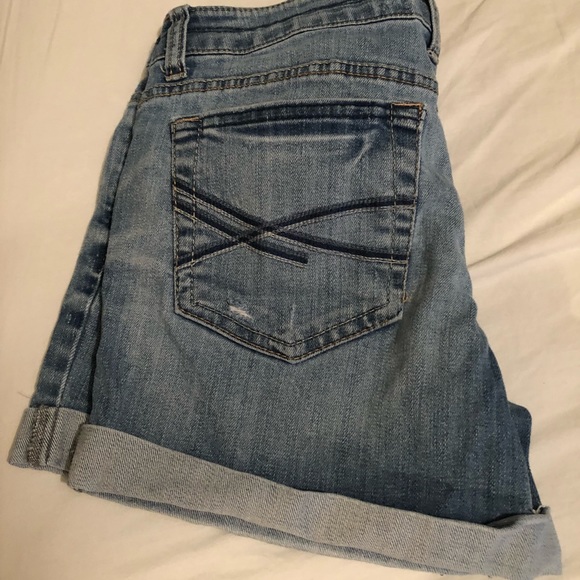 Shorts - Picture 2 of 2